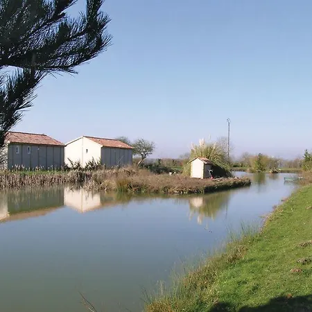 Holiday Le Ham Ya-1129 Le Ham (Manche)